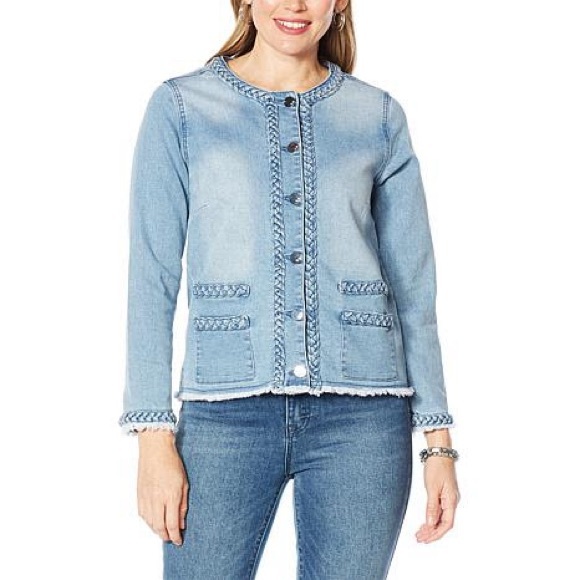 DG2 by Diane Gilman Jackets & Blazers - DG2 by Diane Gilman Classic Stretch Frayed Denim Jacket (L)*